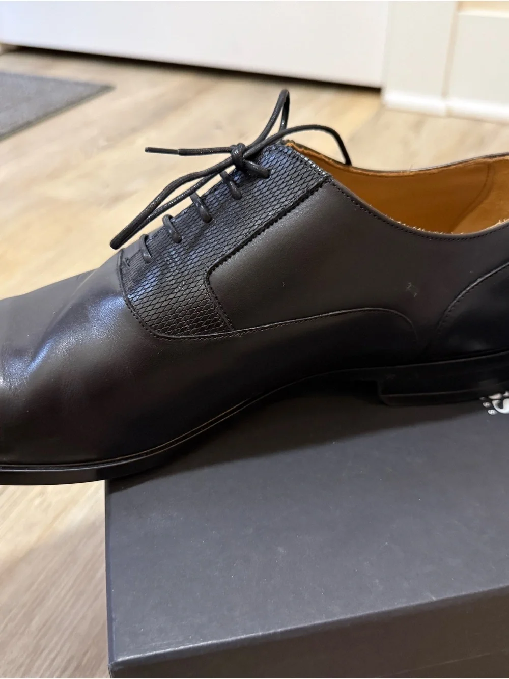 Hugo Boss classic black
